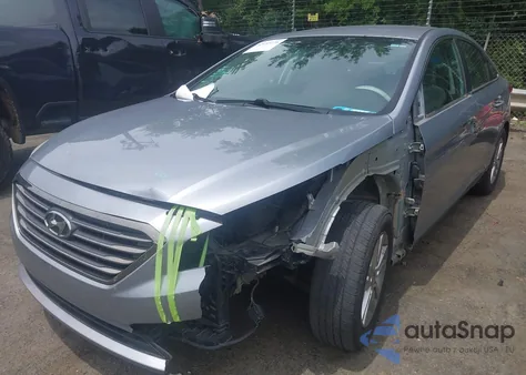 2015 Hyundai Sonata Se z USA, uszkodzony, nr VIN 5NPE24AF2FH124728